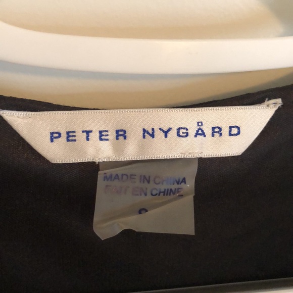 Black dress with cute gold detail - Picture 4 of 5